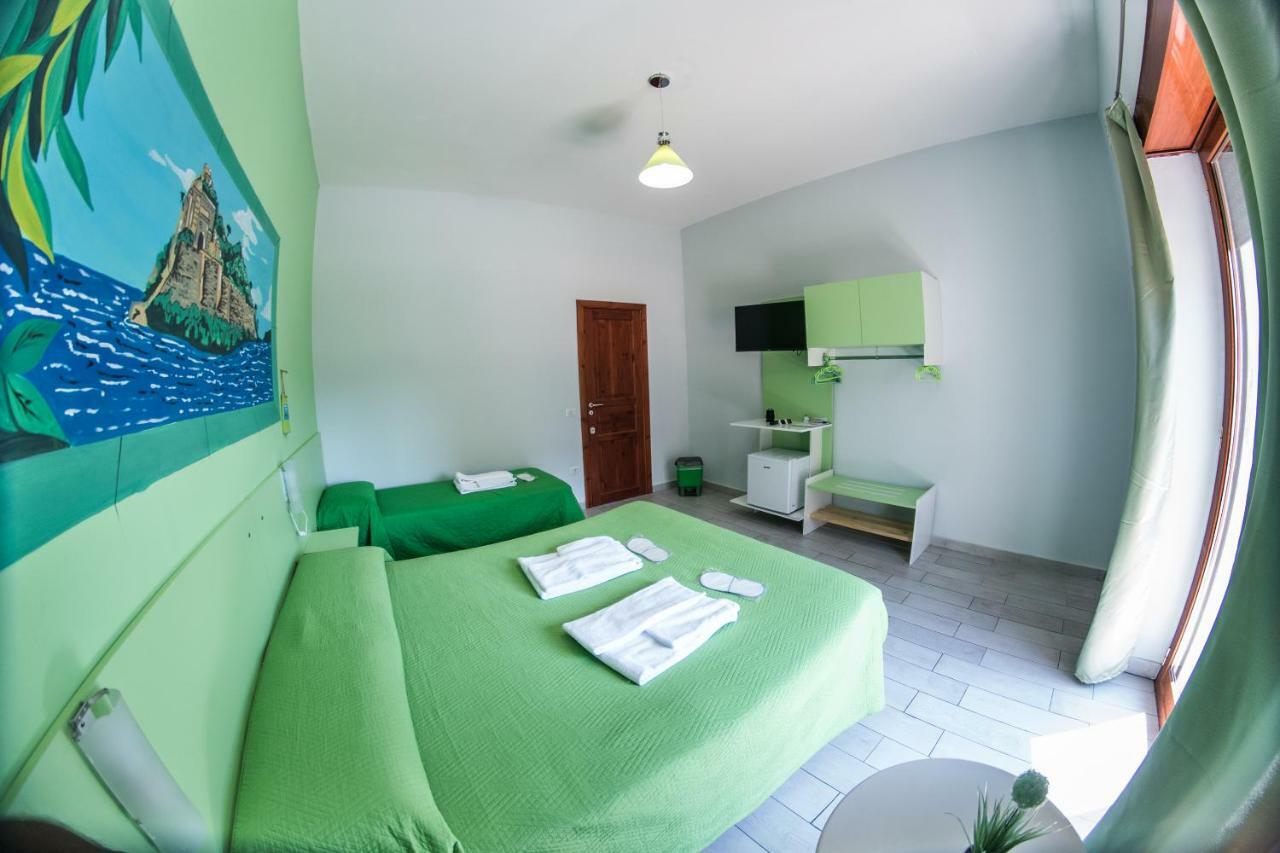 B&B Le Isole Napoli Dış mekan fotoğraf